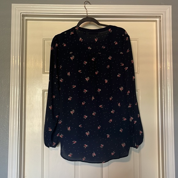 Floral Top - Picture 3 of 3